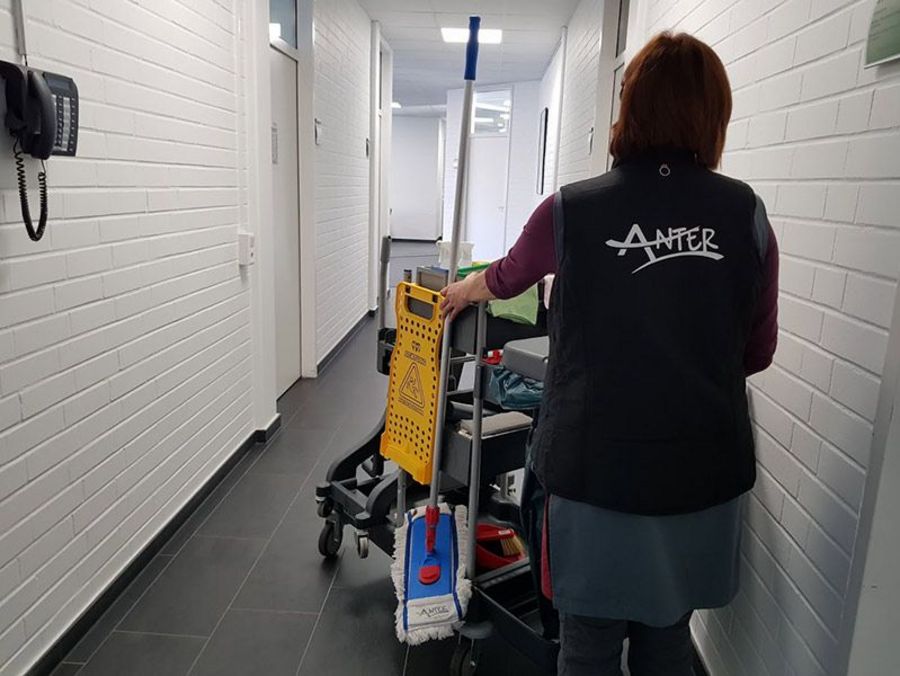 ANTER Putzwagen ANTER Putzwagen