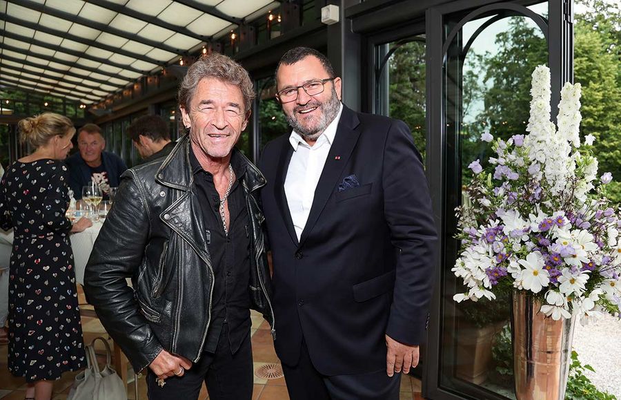 Peter Maffay und Michael Horst Schmidt beim diesjährigen Sommerfest der Autohaus Michael Schmidt GmbH für Rolls-Royce-Kunden in Starnberg Peter Maffay und Michael Horst Schmidt beim diesjährigen Sommerfest der Autohaus Michael Schmidt GmbH für Rolls-Royce-Kunden in Starnberg
