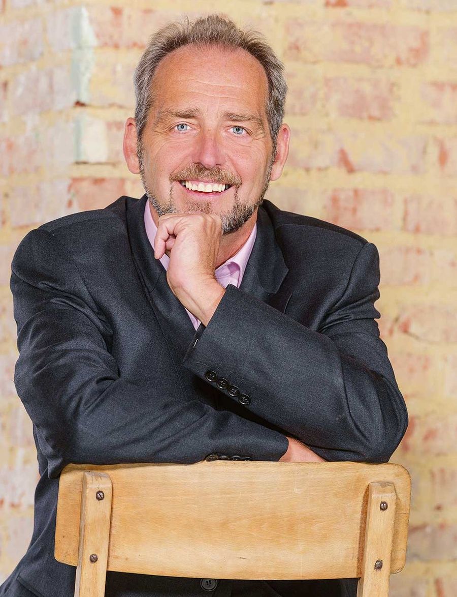 Werner Rampetsreiter, Geschäftsführer der EVIDENT GmbH. Werner Rampetsreiter, Geschäftsführer der EVIDENT GmbH.