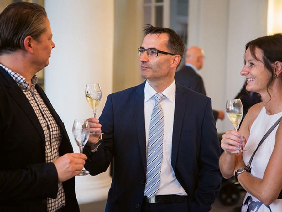 Dr. Dienst & Partner Firmenfeier Dr. Dienst & Partner Firmenfeier