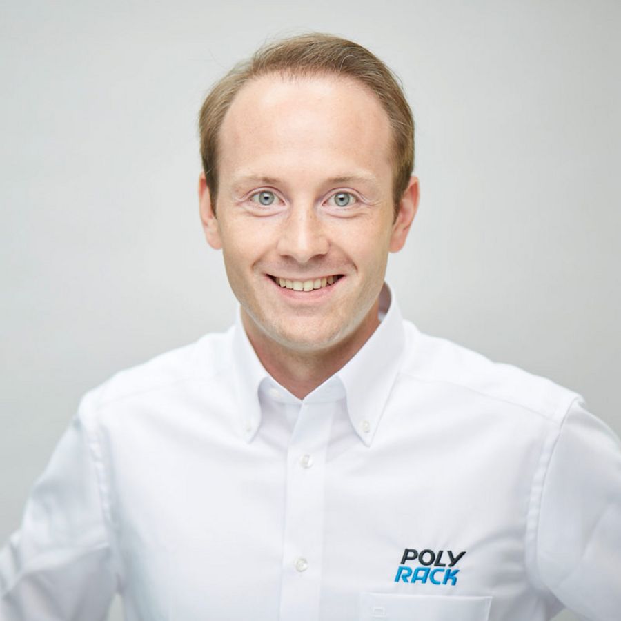 Maximilian Schober, Prokurist, Leiter Vertrieb Deutschland & Marketing der POLYRACK TECH-GROUP HOLDING GmbH & Co. KG Maximilian Schober, Prokurist, Leiter Vertrieb Deutschland & Marketing der POLYRACK TECH-GROUP HOLDING GmbH & Co. KG