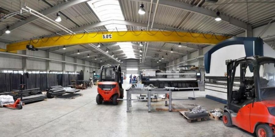 Lagerhalle von AGI Lagerhalle von AGI