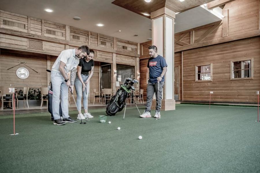 Ski-, Golf- und Wellnessresort Hotel Riml Indoor-Golf Ski-, Golf- und Wellnessresort Hotel Riml Indoor-Golf