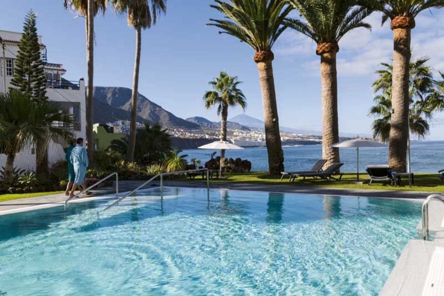 OCÉANO Reisen Pool mit Blick auf den Atlantik OCÉANO Reisen Pool mit Blick auf den Atlantik