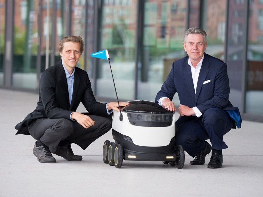 Starship Technologies Galerie Roboter von Starship Technologies im Probeeinsatz für Hermes (4).