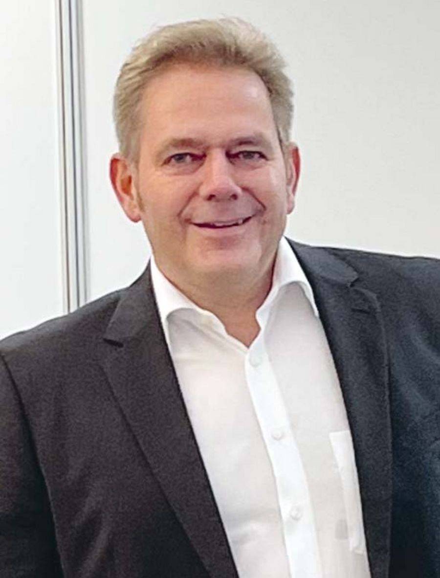 Erich Schmidt, Geschäftsführer der JuHa Kunststoffverarbeitung GmbH & Co. KG Erich Schmidt, Geschäftsführer der JuHa Kunststoffverarbeitung GmbH & Co. KG