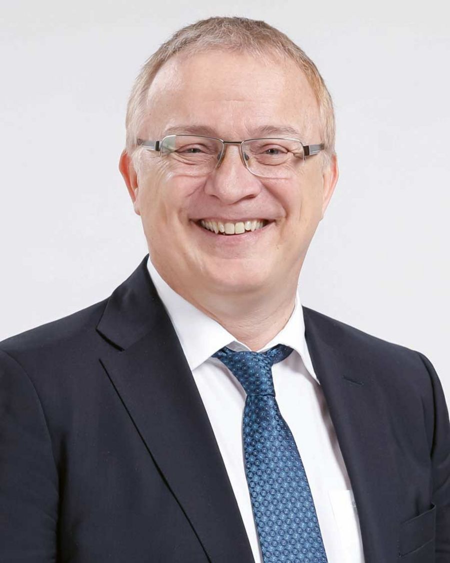 SVP der LOBA Feinchemie GmbH: Dr. Walter Erber SVP der LOBA Feinchemie GmbH: Dr. Walter Erber