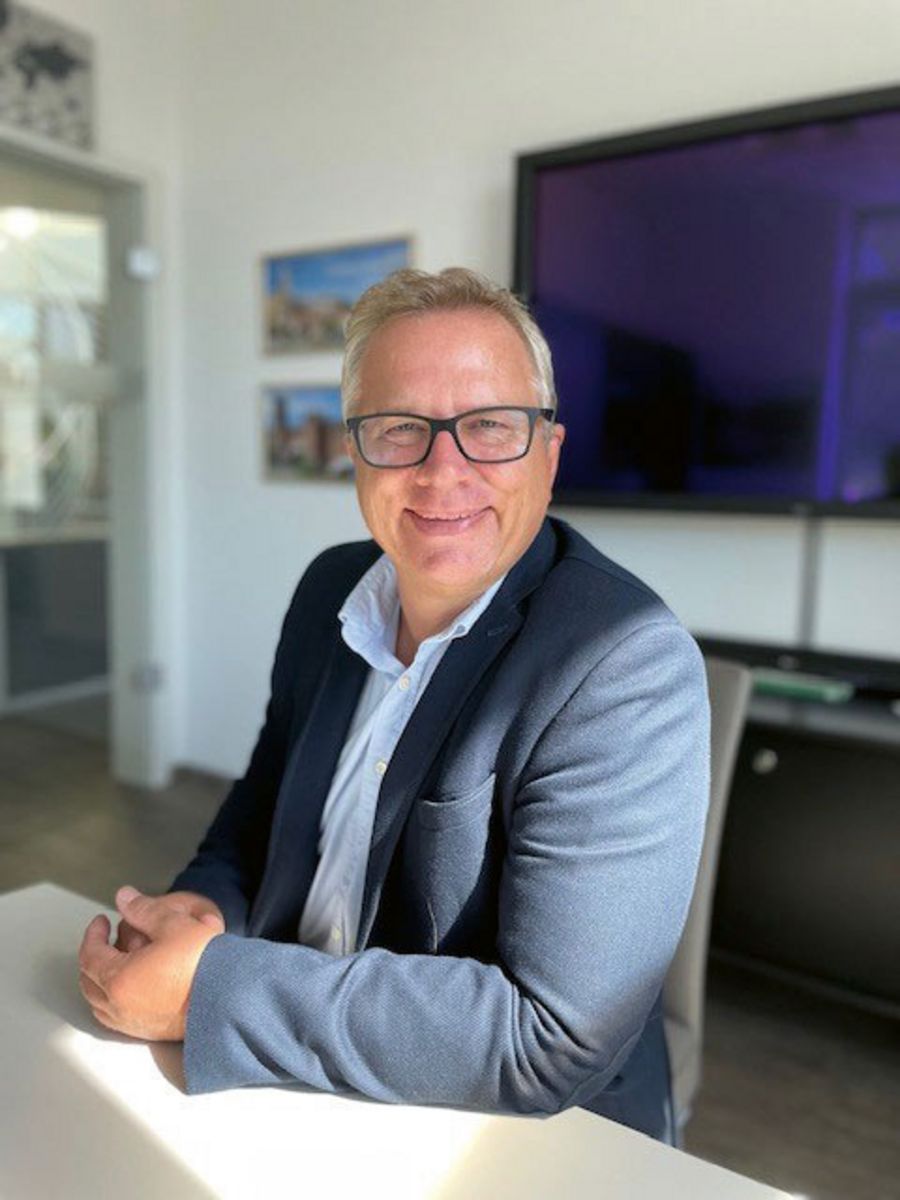 Daniel Kasperak, Geschäftsführer der Säcke Hinrichs GmbH Daniel Kasperak, Geschäftsführer der Säcke Hinrichs GmbH