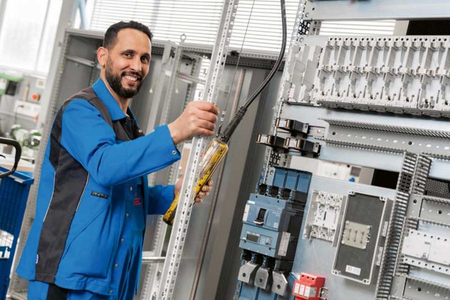 RL Elektrotechnik Schaltanlagenbau RL Elektrotechnik Schaltanlagenbau