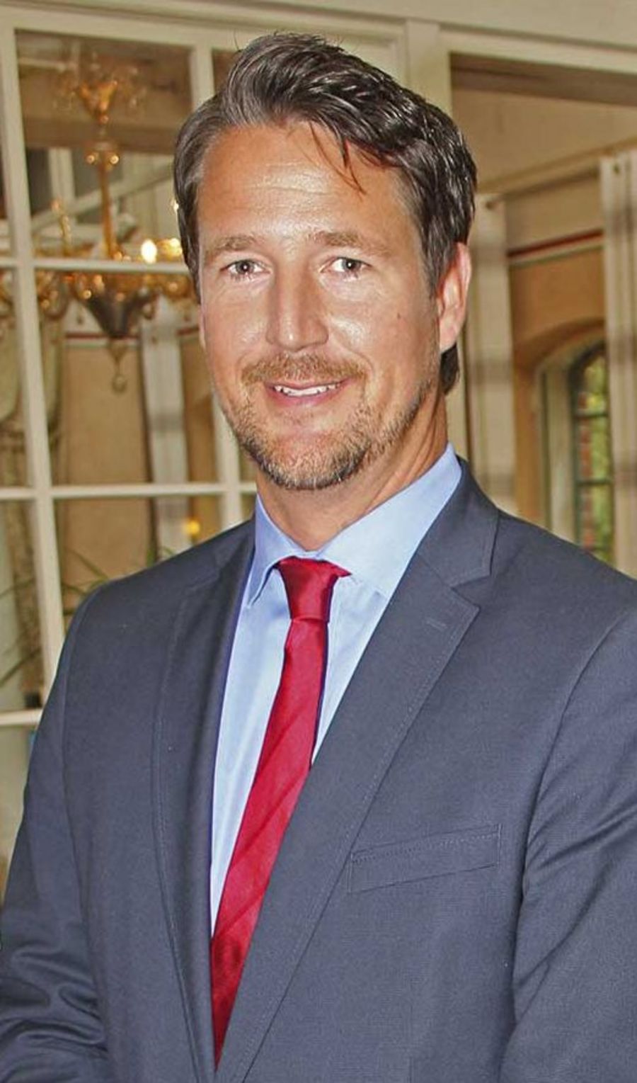 Dipl.-Betr. Sven Pieron, Geschäftsführender Gesellschafter der Pieron GmbH Dipl.-Betr. Sven Pieron, Geschäftsführender Gesellschafter der Pieron GmbH