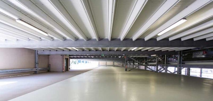 epoflor - frisch beschichtetes Parkdeck