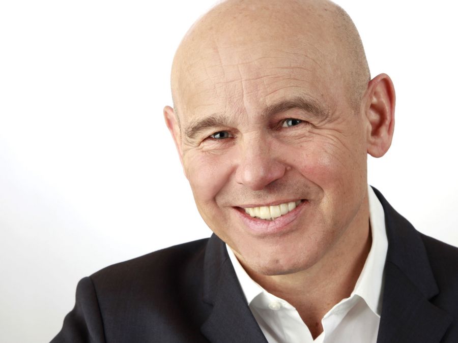 Digitalisierung: Wie schaffen wir den Wandel unter Wahrung der Demokratie? Digitalisierung: Wie schaffen wir den Wandel unter Wahrung der Demokratie?