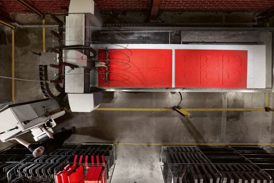 W.AG Funktion + Design Verarbeitung von Inlay-Schaum für Koffer