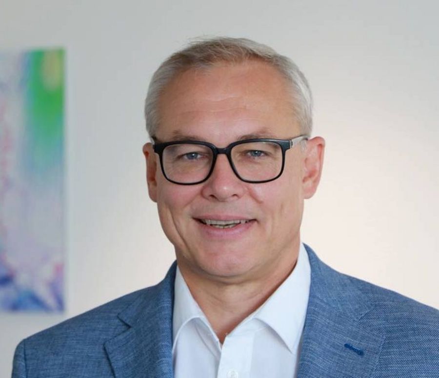 Dr. Roman Zantl, Geschäftsführer der ibidi GmbH Dr. Roman Zantl, Geschäftsführer der ibidi GmbH