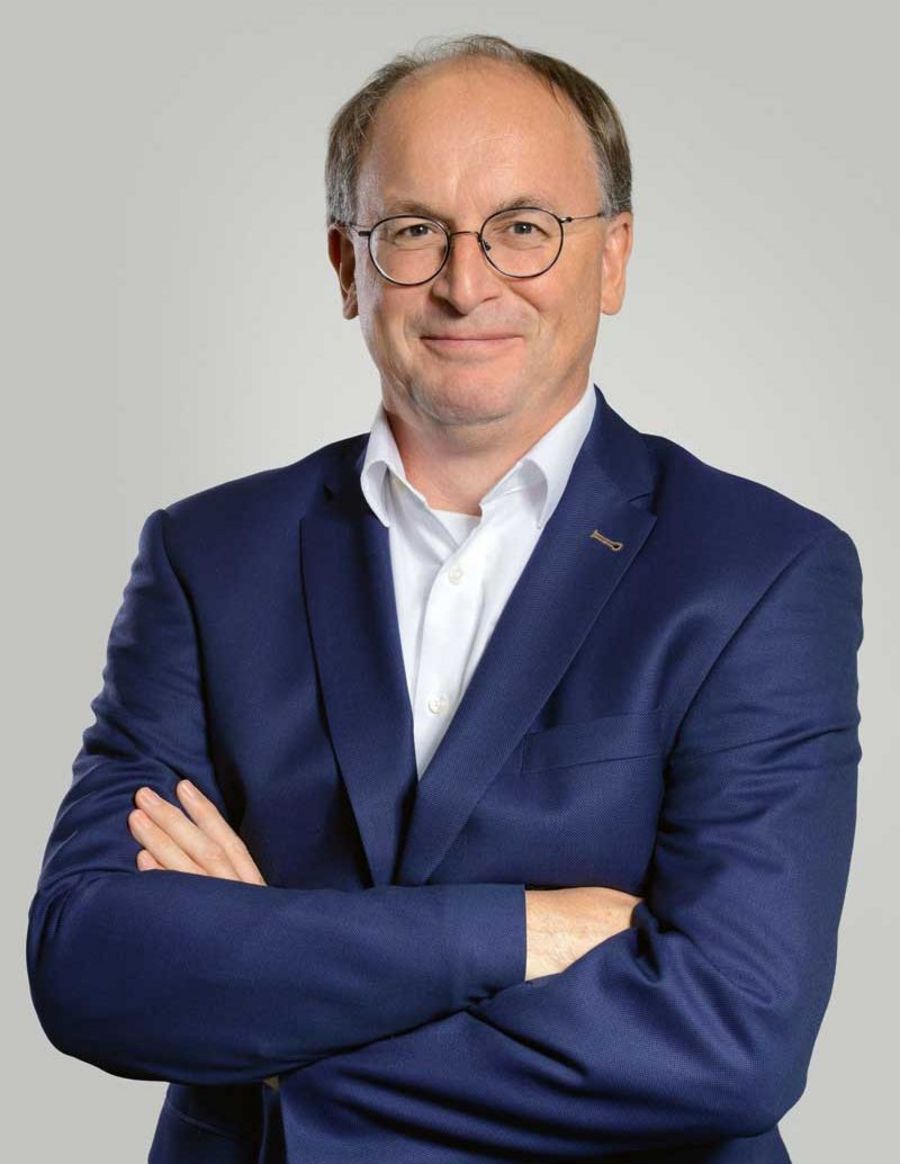 Dr. Kai Pohlmeyer, Managing Director der Richter-Helm Biologics GmbH & Co. KG Dr. Kai Pohlmeyer, Managing Director der Richter-Helm Biologics GmbH & Co. KG