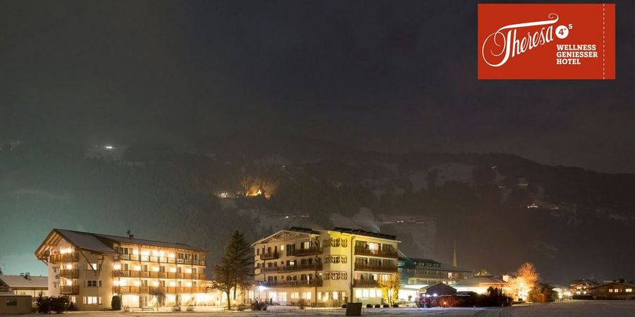 Hotel Theresa bei Nacht Hotel Theresa bei Nacht