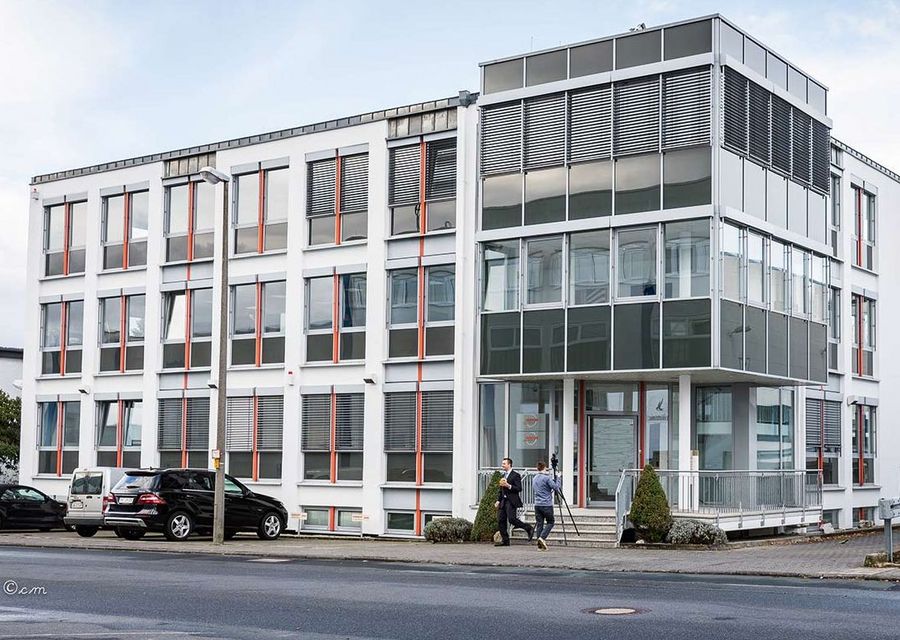 Die Firmenzentrale im hessischen Friedrichsdorf Die Firmenzentrale im hessischen Friedrichsdorf
