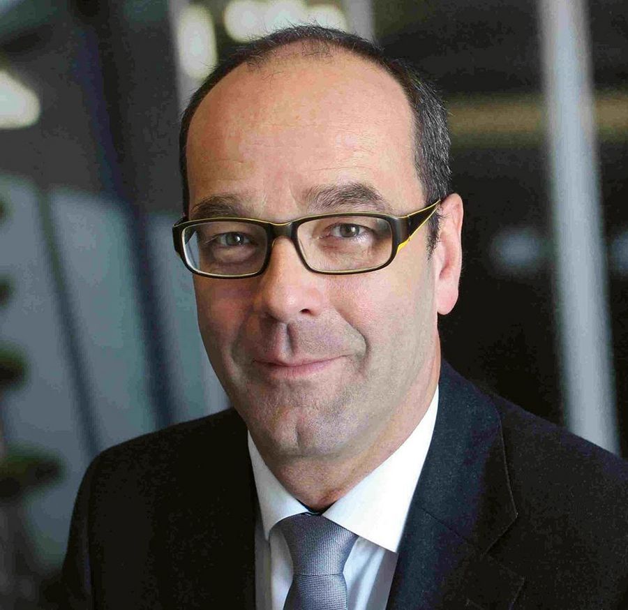 Armin Pühringer, Business Development Manager der Hilscher Gesellschaft für Systemautomation mbH Armin Pühringer, Business Development Manager der Hilscher Gesellschaft für Systemautomation mbH