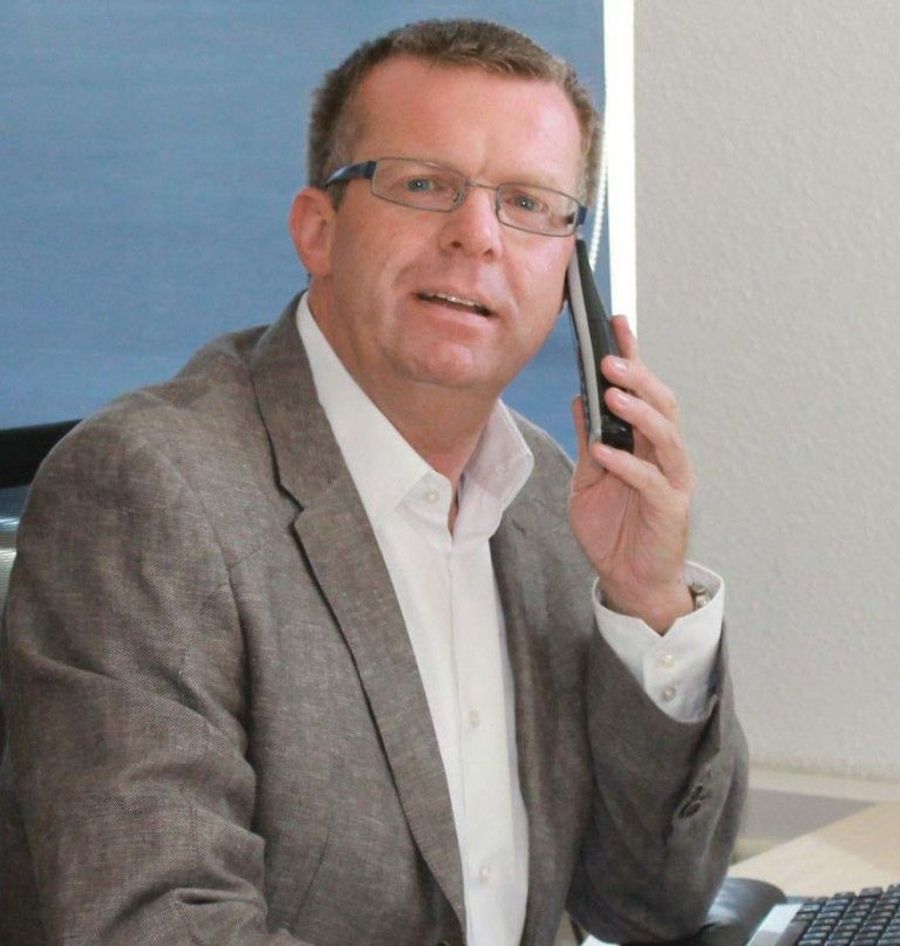 Geschäftsführender Gesellschafter der AGI: Jörg Heine Geschäftsführender Gesellschafter der AGI: Jörg Heine