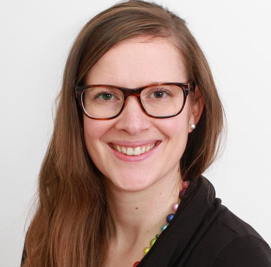 Dr. Janina Leckler, Marketing und Sales Manager der Oncotherm GmbH Dr. Janina Leckler, Marketing und Sales Manager der Oncotherm GmbH