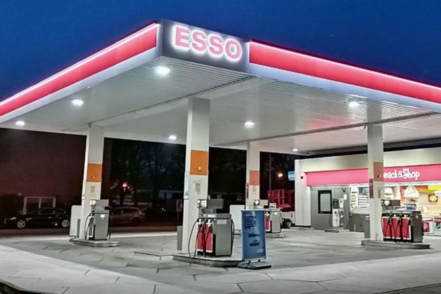 KDH Werbetechnik Dachkontur Esso Tankstelle KDH Werbetechnik Dachkontur Esso Tankstelle