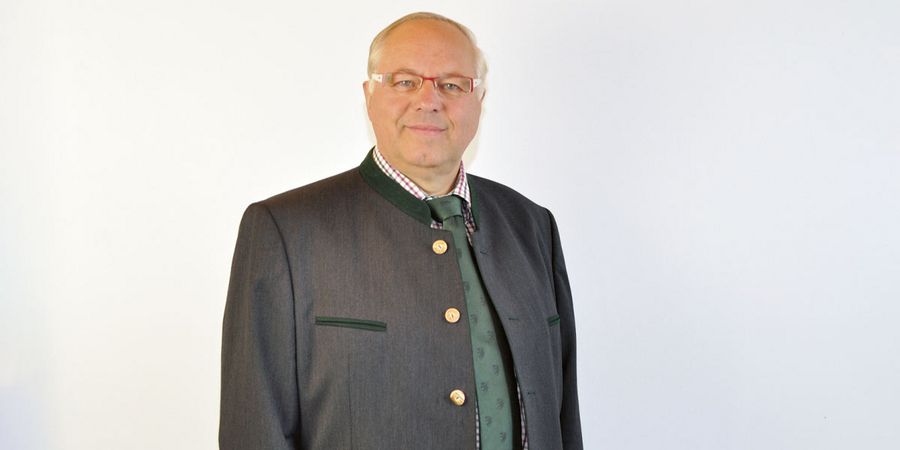 Wilfried Klauss, Geschäftsführer der AAE Naturstrom Vertrieb GmbH Wilfried Klauss, Geschäftsführer der AAE Naturstrom Vertrieb GmbH