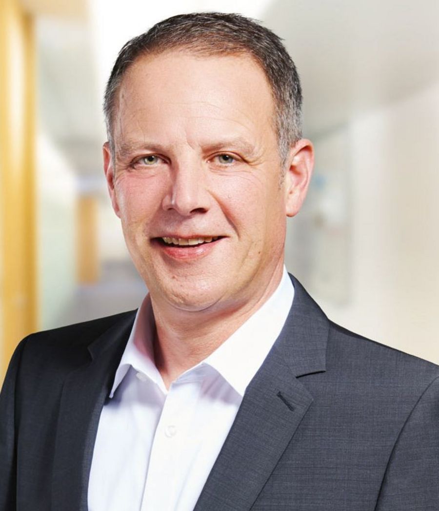 Michael Deronja, Geschäftsführer der Karl Knauer KG Michael Deronja, Geschäftsführer der Karl Knauer KG