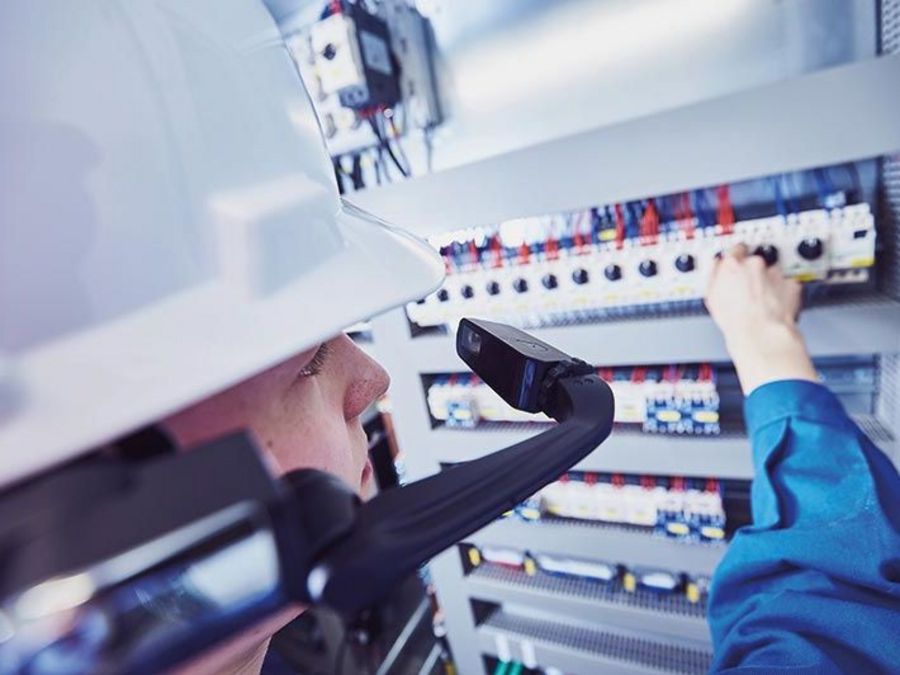 Schnelle Lösungsfindung per Datenbrille: Masa Smart Service Schnelle Lösungsfindung per Datenbrille: Masa Smart Service