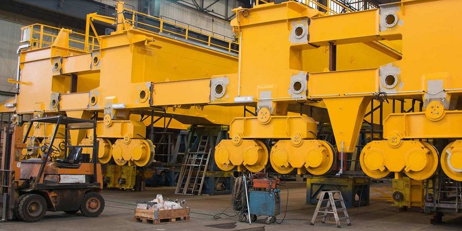 Betriebsmontage Prozesskran (480 t) in der Fertigung von Kranbau Köthen Betriebsmontage Prozesskran (480 t) in der Fertigung von Kranbau Köthen