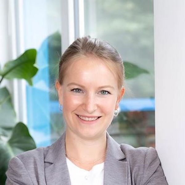 Laura Knappmann Laura Knappmann