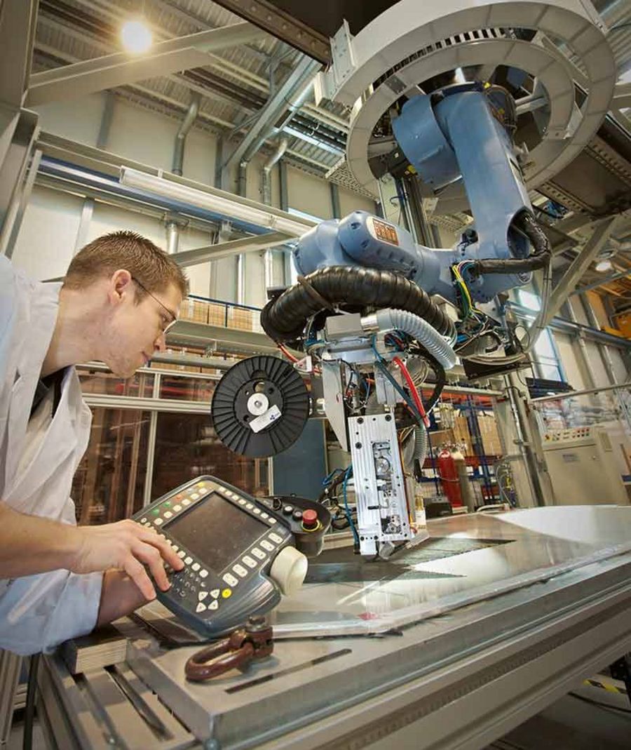CTC - Automatisierte Faserablage per Roboter CTC - Automatisierte Faserablage per Roboter