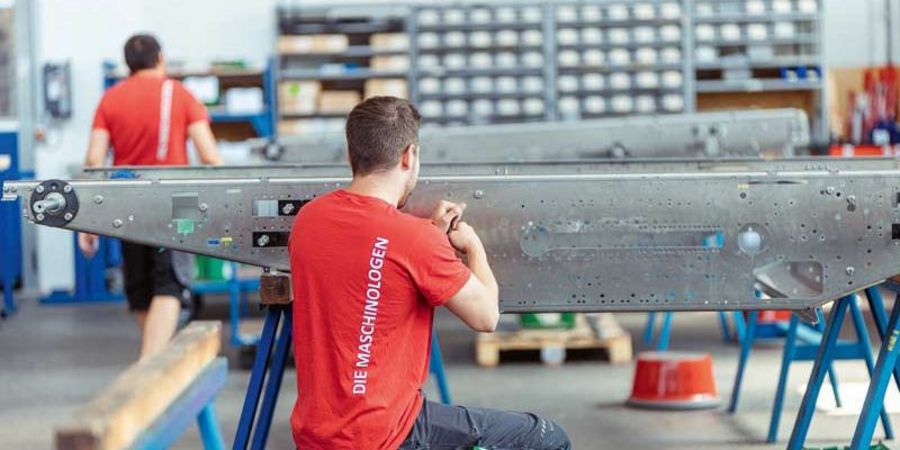Bauer Maschinen und Technologie Baugruppenmontage Bauer Maschinen und Technologie Baugruppenmontage