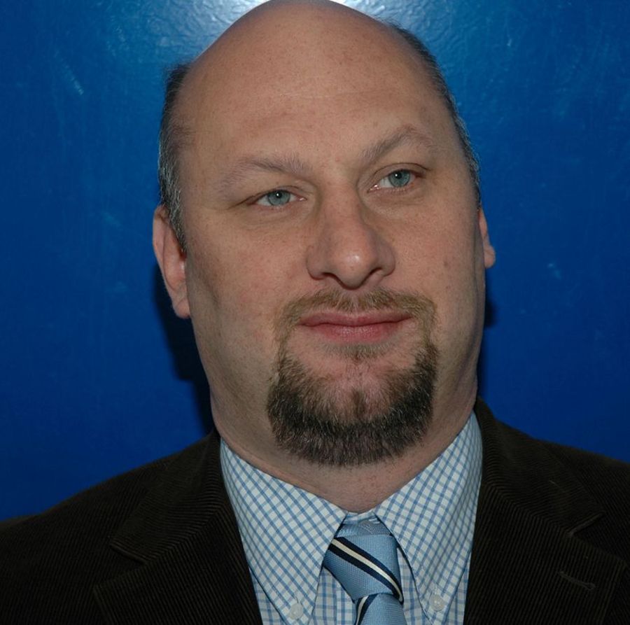 Thomas Filip, Product Management Österreich und Schweiz der ArjoHuntleigh GmbH Thomas Filip, Product Management Österreich und Schweiz der ArjoHuntleigh GmbH