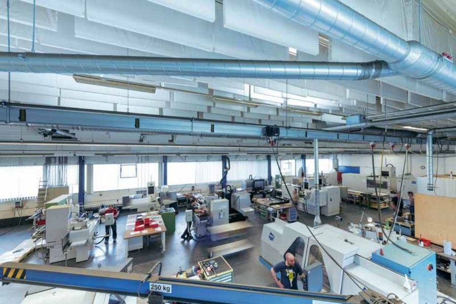 QSIL Ingenieurkeramik Blick in die Produktion QSIL Ingenieurkeramik Blick in die Produktion