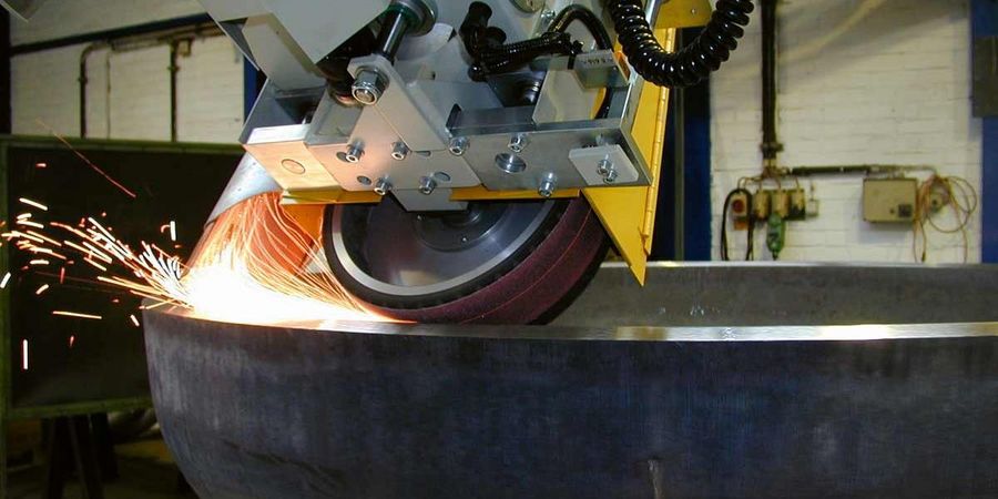 Afflerbach Bödenpresserei Kantenbearbeitung