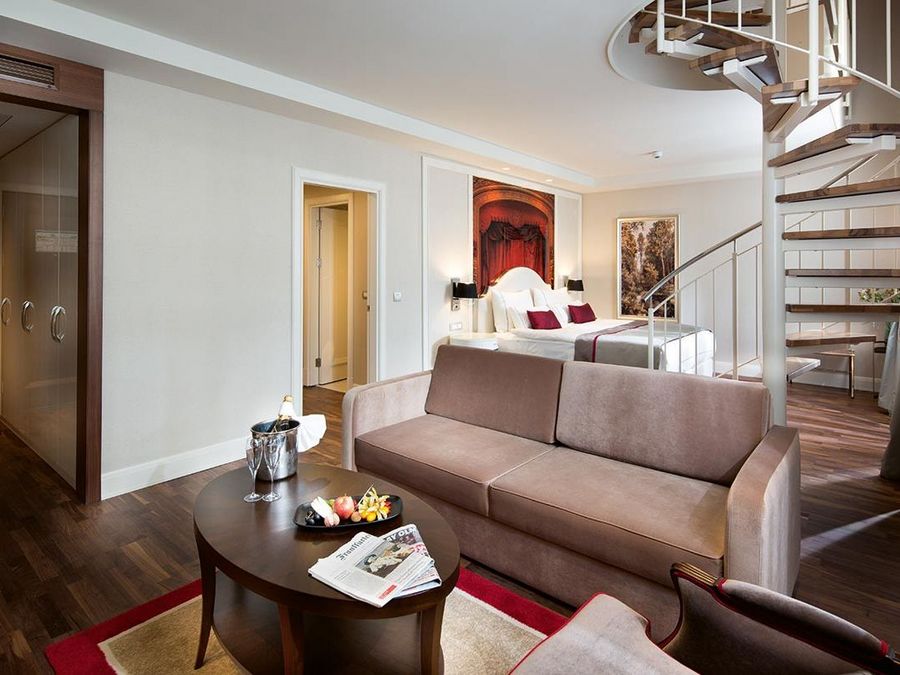 TITANIC GENDARMENMARKT BERLIN duplex suite TITANIC GENDARMENMARKT BERLIN duplex suite