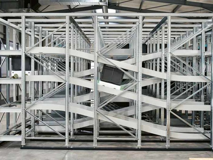 Bei stow e.scala bewegen sich Roboter in allen drei Dimensionen Bei stow e.scala bewegen sich Roboter in allen drei Dimensionen