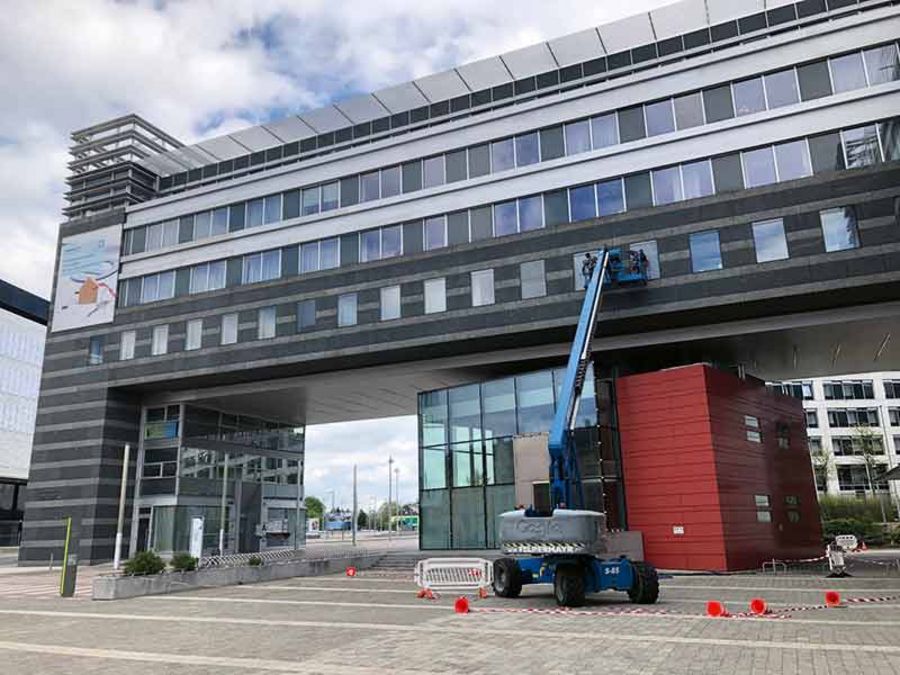 Abo Glas Tor zum Landhaus St. Pölten Abo Glas Tor zum Landhaus St. Pölten