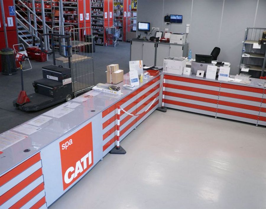 CATIs Lager, wie obenstehend in Mailand, umfassen bis zu 5.000 m² Lagerfläche. CATIs Lager, wie obenstehend in Mailand, umfassen bis zu 5.000 m² Lagerfläche.
