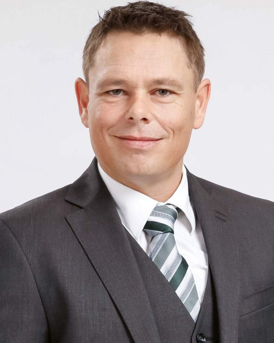 Prokurist, Head of Finance & IT der LOBA Feinchemie GmbH: Michael Graber Prokurist, Head of Finance & IT der LOBA Feinchemie GmbH: Michael Graber