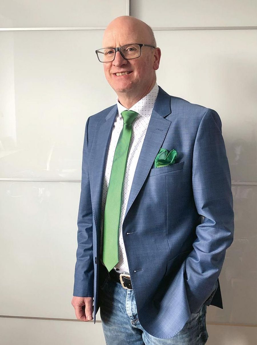 Dieter Vesper, Geschäftsführer der GOT Oberflächentechnik GmbH Dieter Vesper, Geschäftsführer der GOT Oberflächentechnik GmbH