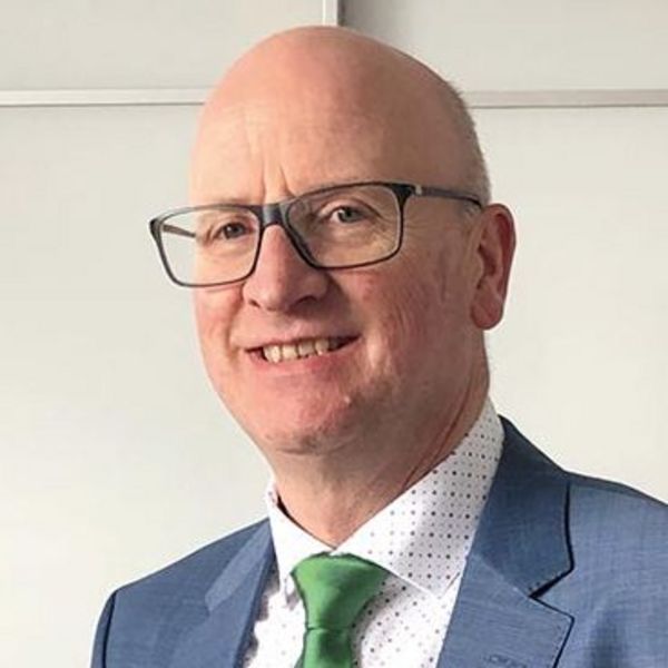 Dieter Vesper, Geschäftsführer der GOT Oberflächentechnik GmbH Dieter Vesper, Geschäftsführer der GOT Oberflächentechnik GmbH