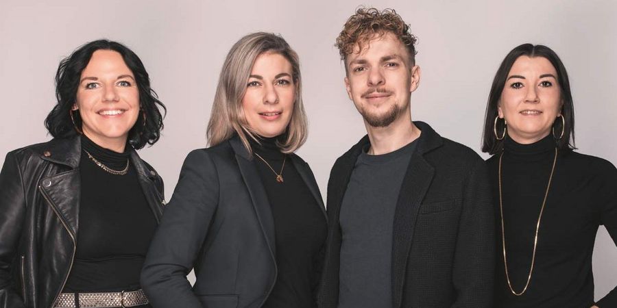 Philipp Bazlen GmbH: Mareike Brenner, Tina Bazlen, Philipp Bazlen, Ursula Milz Philipp Bazlen GmbH: Mareike Brenner, Tina Bazlen, Philipp Bazlen, Ursula Milz