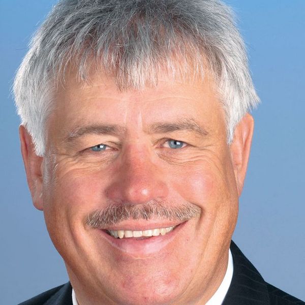 David Smith, Verkaufsdirektor der AZAD Pharma