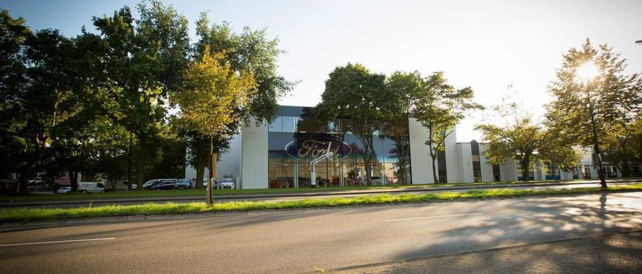 Heimat der Premium-Autos: Dresen Ford-Store Heimat der Premium-Autos: Dresen Ford-Store
