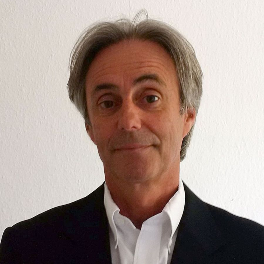 Horst Unterlandstaettner, Geschäftsführer der LANZET Badmöbel GmbH Horst Unterlandstaettner, Geschäftsführer der LANZET Badmöbel GmbH