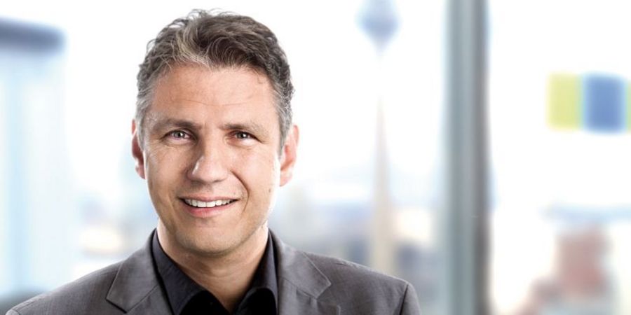 Jens-Uwe Meyer Jens-Uwe Meyer