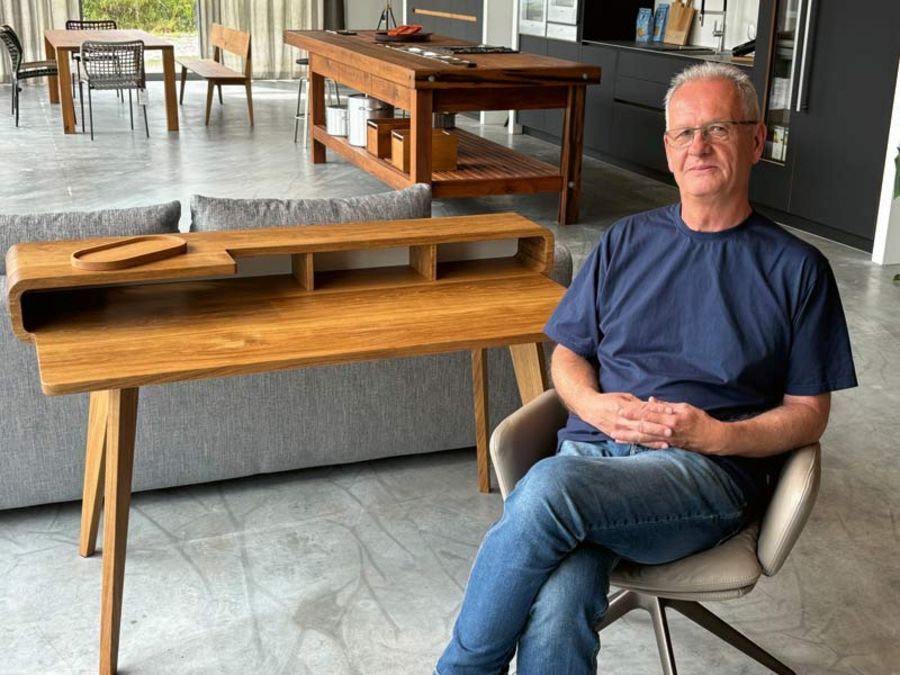 Bernd Lauer, Geschäftsführer der Holzmanufaktur GmbH Bernd Lauer, Geschäftsführer der Holzmanufaktur GmbH