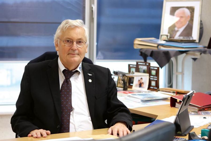 Dipl.-Ing. Uwe Stieblich, Inhaber, Geschäftsführer der Stieblich Hallenbau GmbH Dipl.-Ing. Uwe Stieblich, Inhaber, Geschäftsführer der Stieblich Hallenbau GmbH