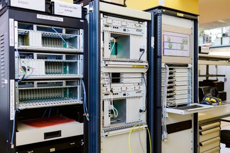 ADVA Optical Networking Teststationen ADVA Optical Networking Teststationen